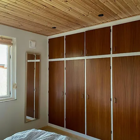 Retro 70s House With Views In Feriehus
