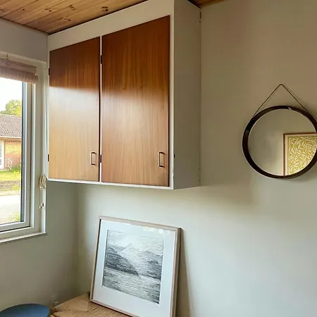 Retro 70s House With Views In Feriehus *